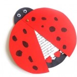 Carte en forme de coccinelle pour la fête des mères