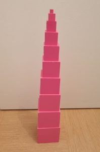 tour rose Montessori tour complète cubes